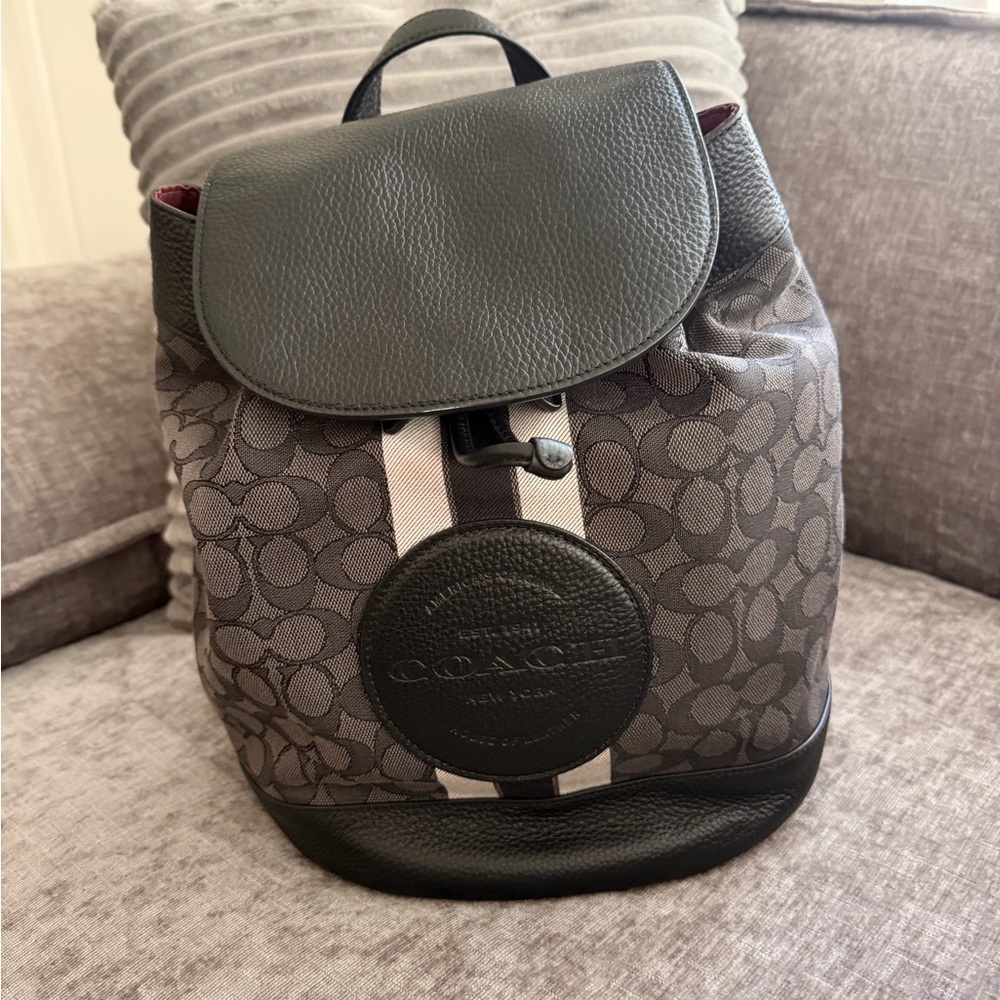 Coach Signature Canvas Backpack in Gray and Black